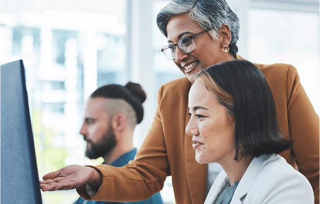 A Scalable Web Application with a Customizable UI